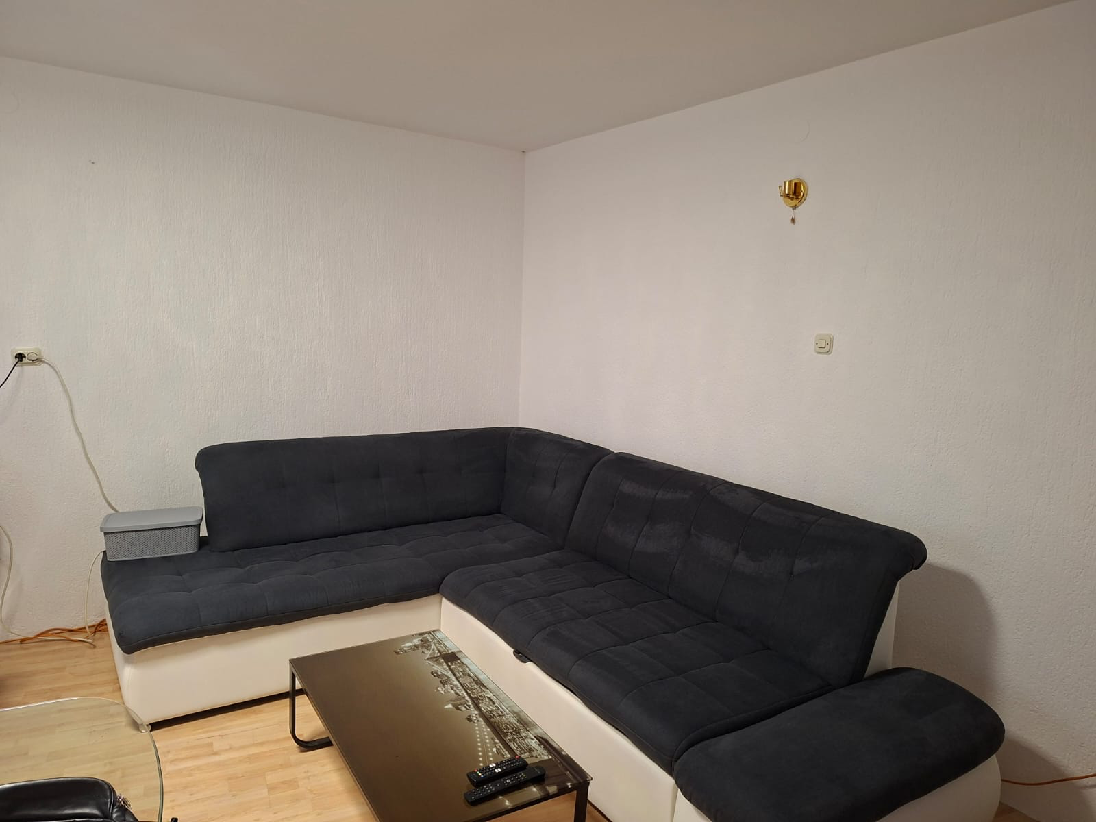 Gletani i oličeni zidovi u stanu u Zagrebu
